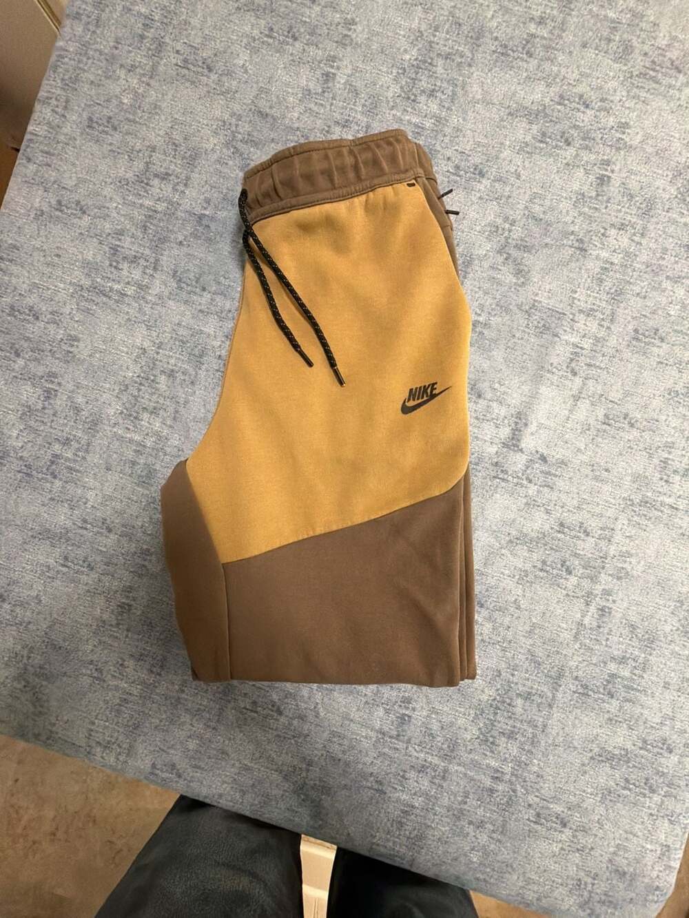 Nike Tech Fleece Pants Size L Brown Tan
